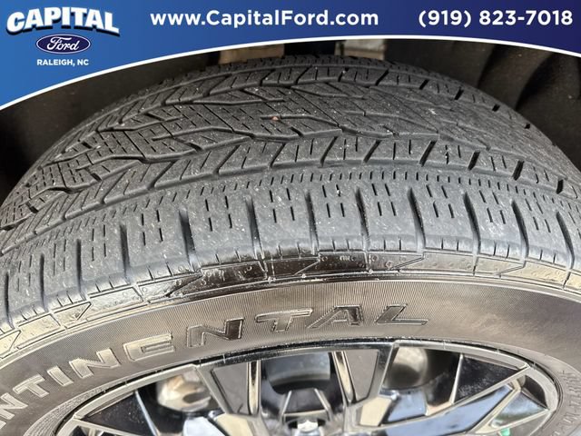 Used 2025 Chevrolet Traverse LT w/ Midnight/Sport Edition FWD image 14