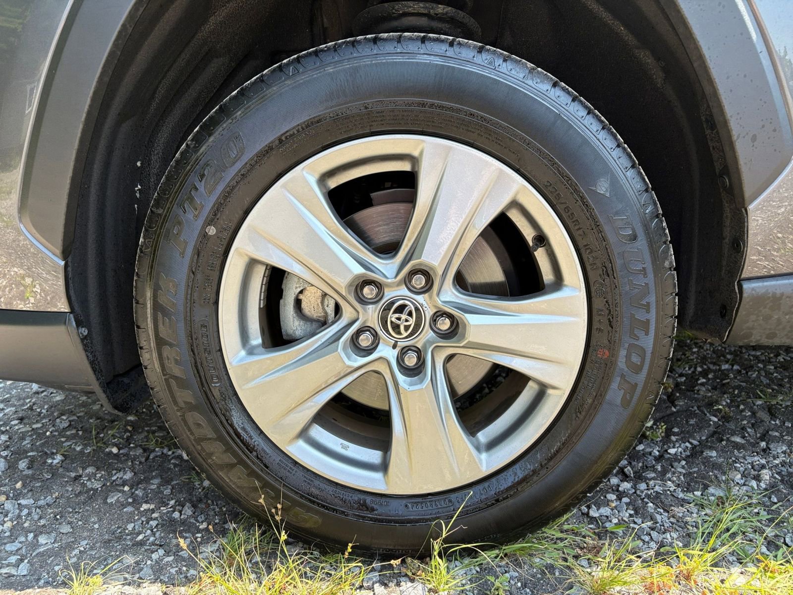 Used 2024 Toyota RAV4 XLE image 30