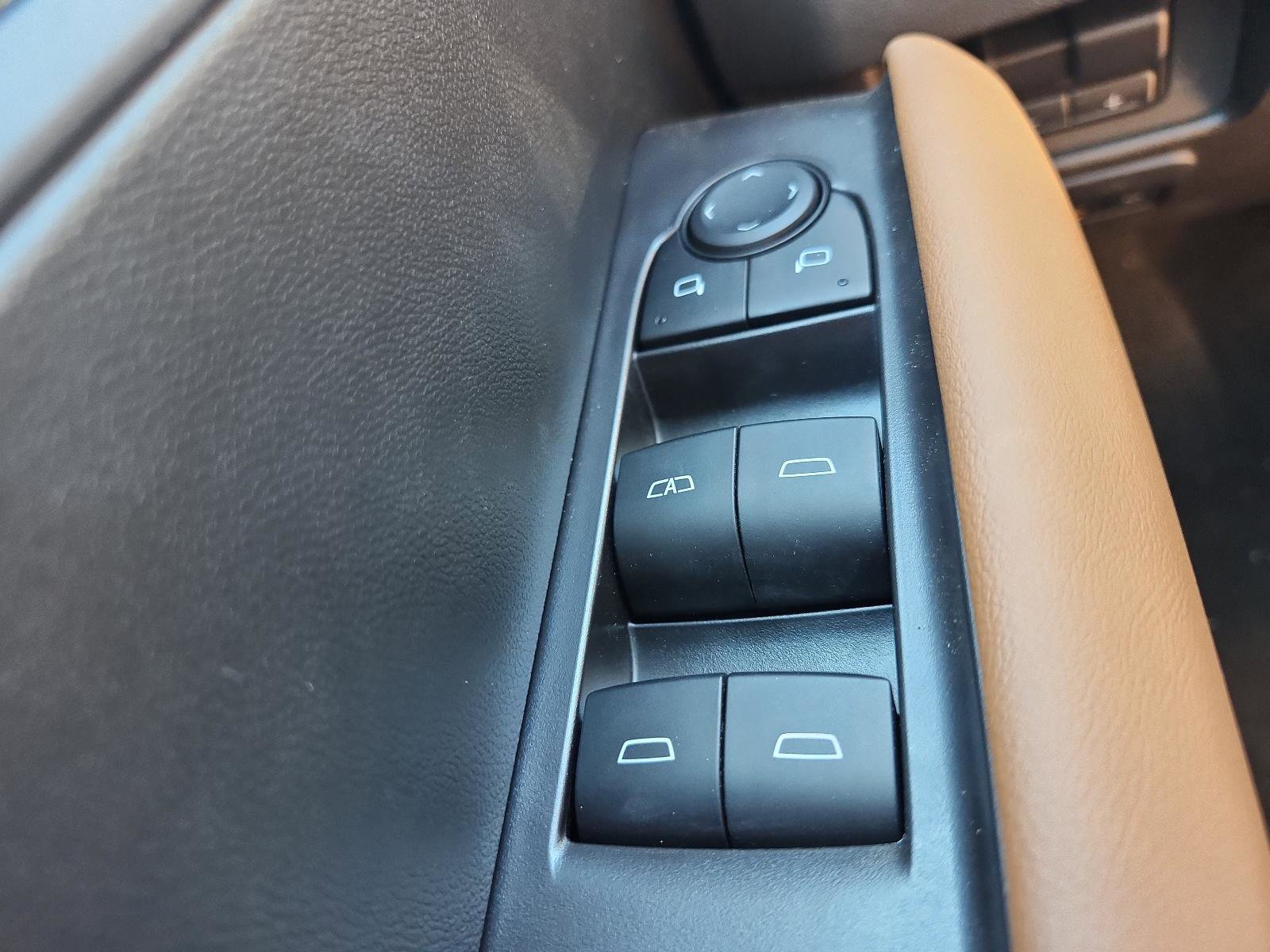 New 2025 GMC Canyon AT4 w/ Nightfall Edition image 17