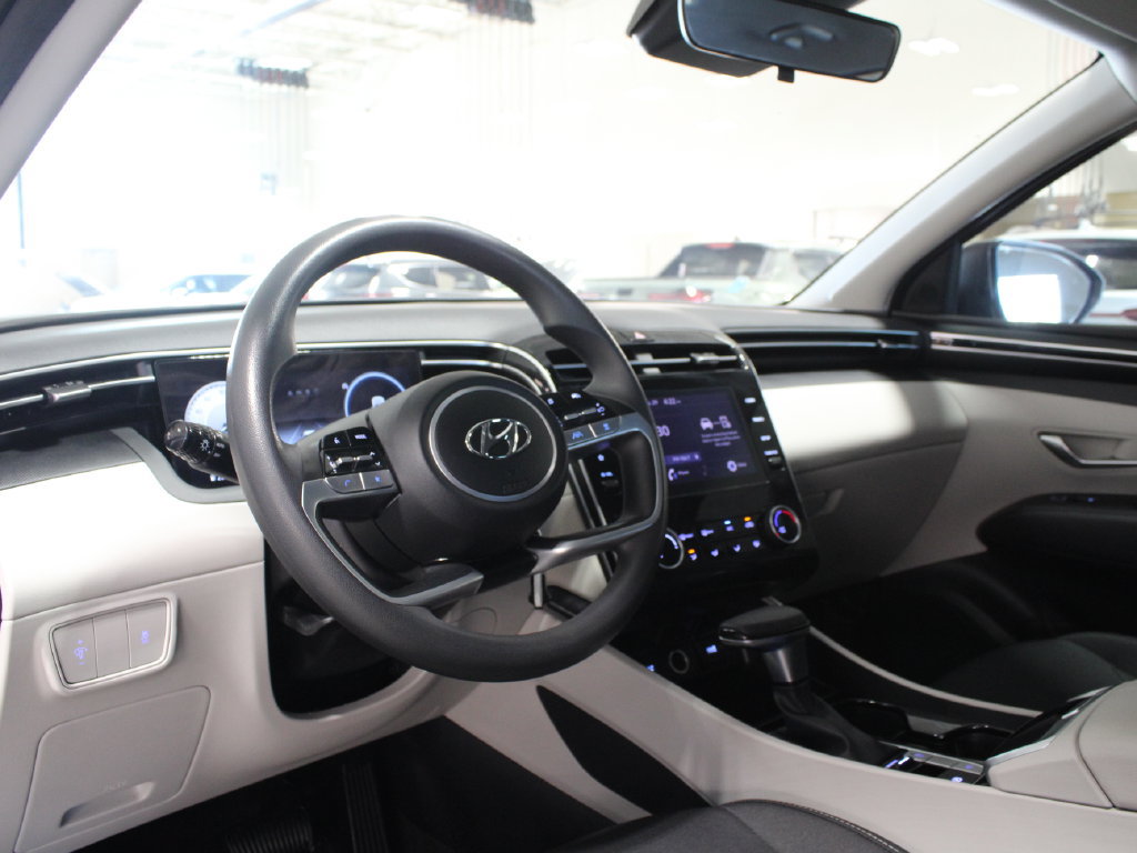 Used 2024 Hyundai Tucson SE FWD image 15