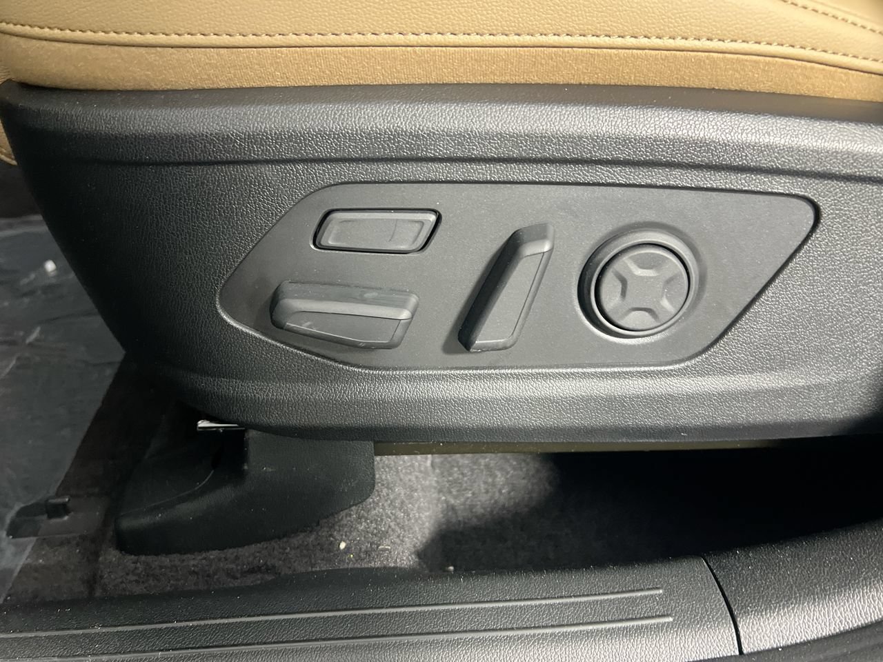 New 2026 Kia Sorento SX Prestige AWD/4WD image 15