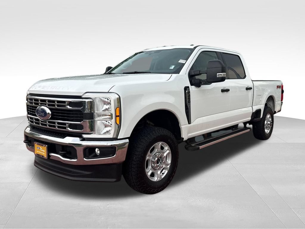 Certified 2025 Ford F250 XLT w/ 360-Degree Camera Package AWD/4WD image 5