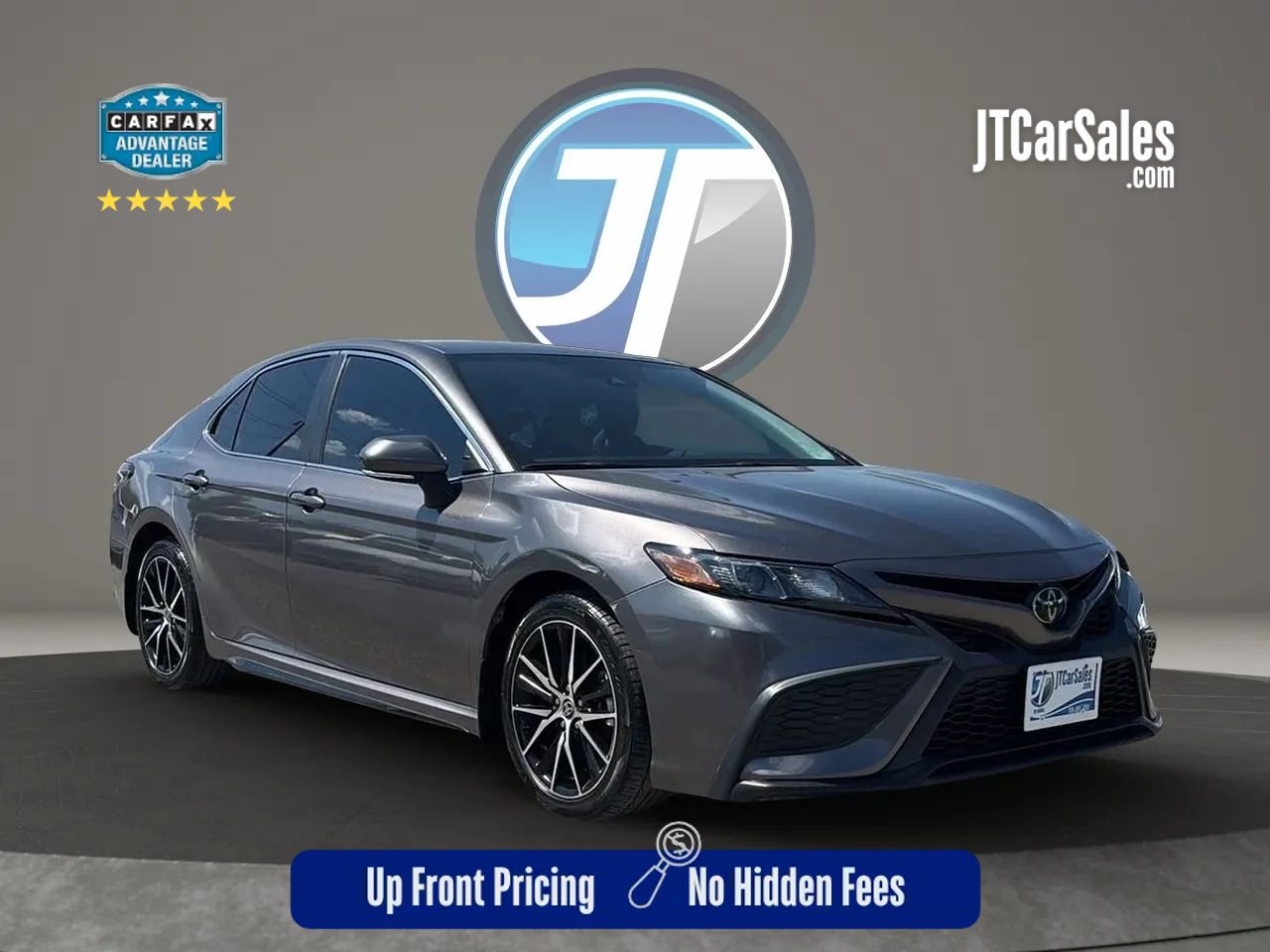 Used 2023 Toyota Camry SE FWD image 1
