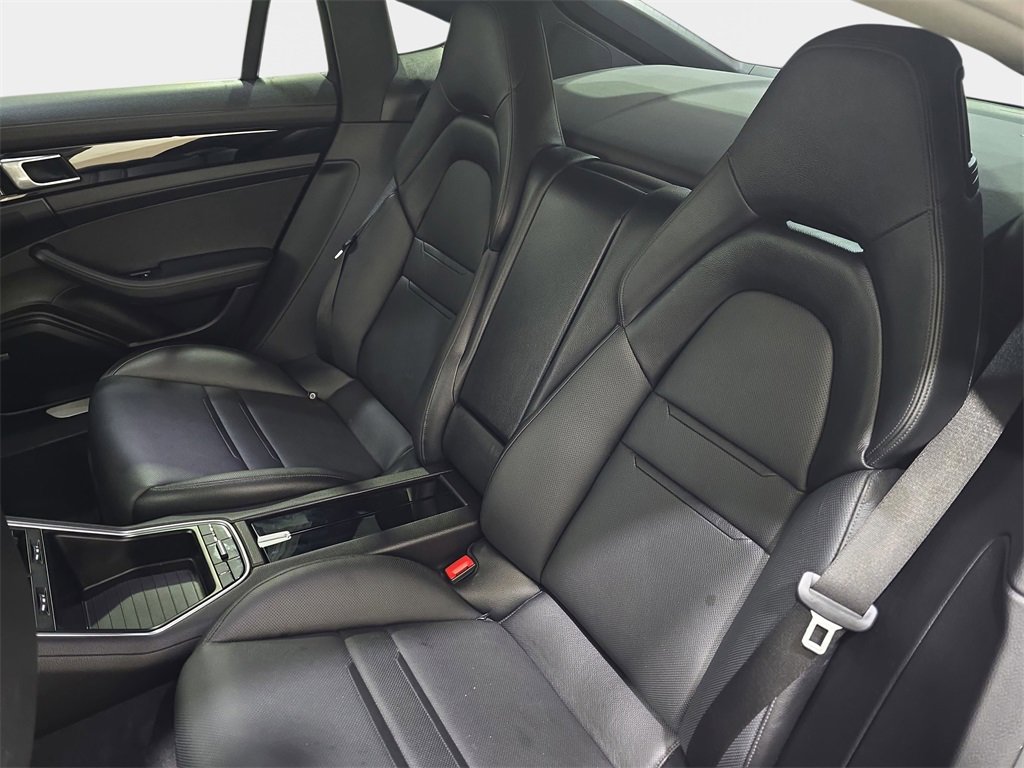Used 2018 Porsche Panamera 4 image 16