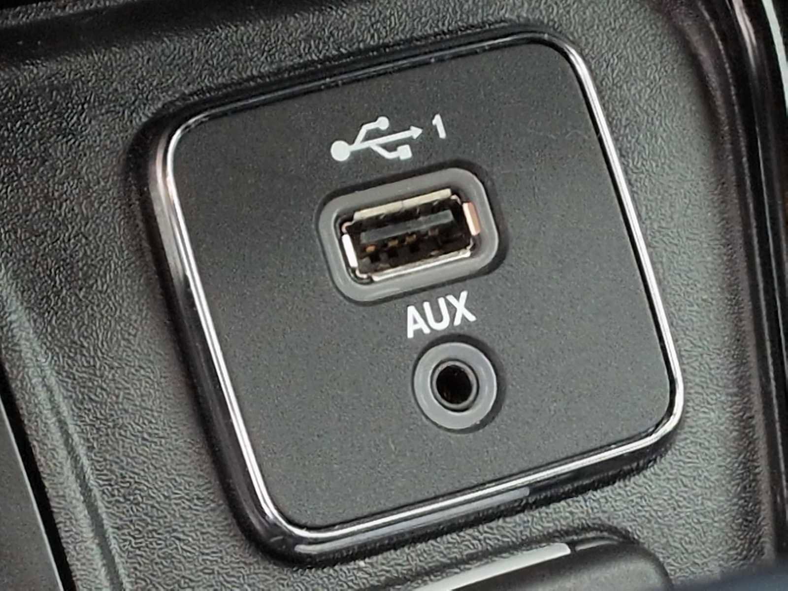 Used 2020 Jeep Compass Limited image 31