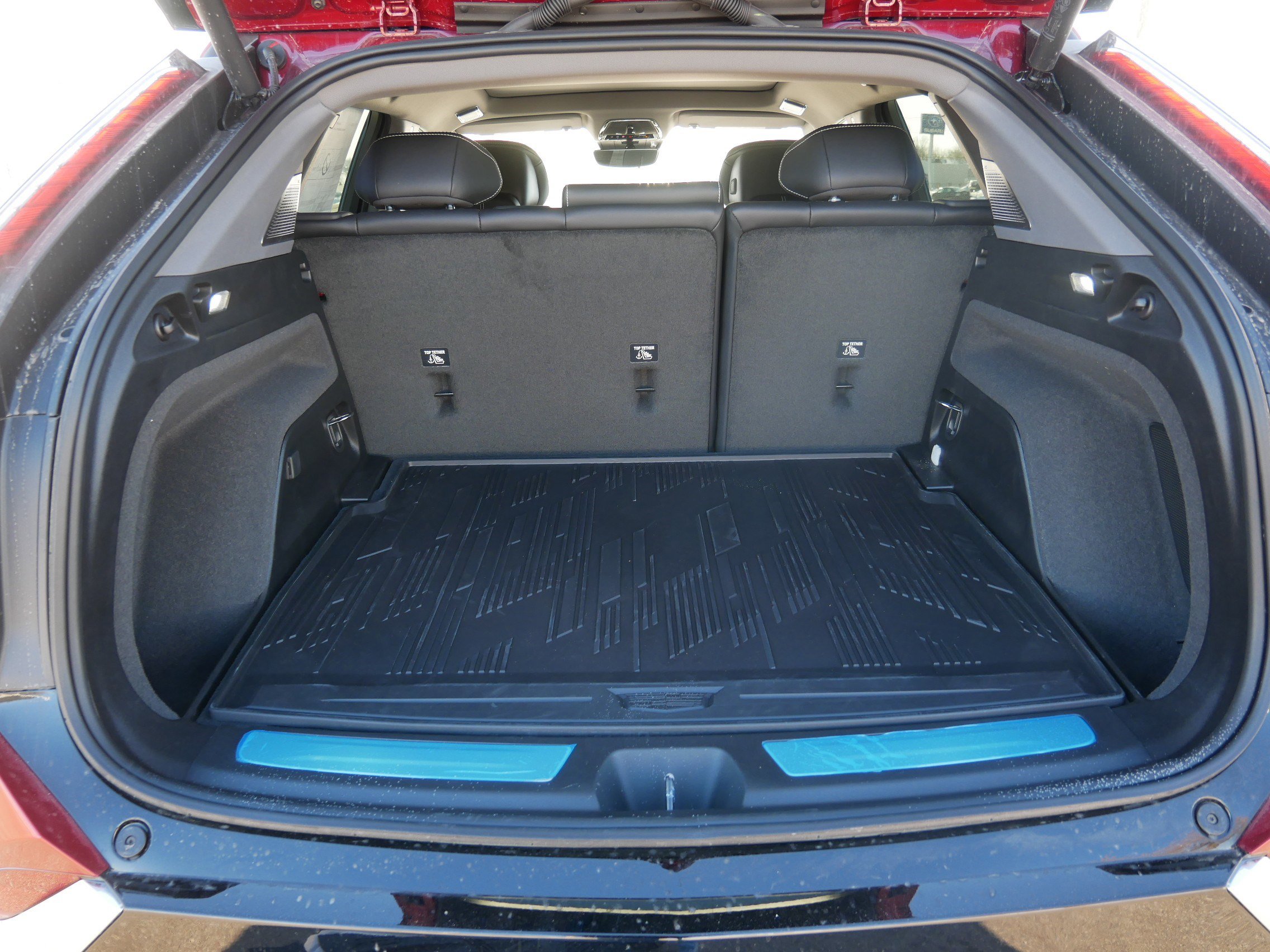 New 2026 Cadillac Optiq Luxury 1 image 16