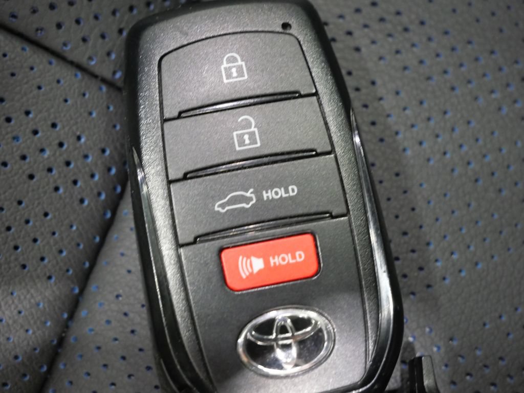 Used 2026 Toyota Camry XSE AWD/4WD image 27
