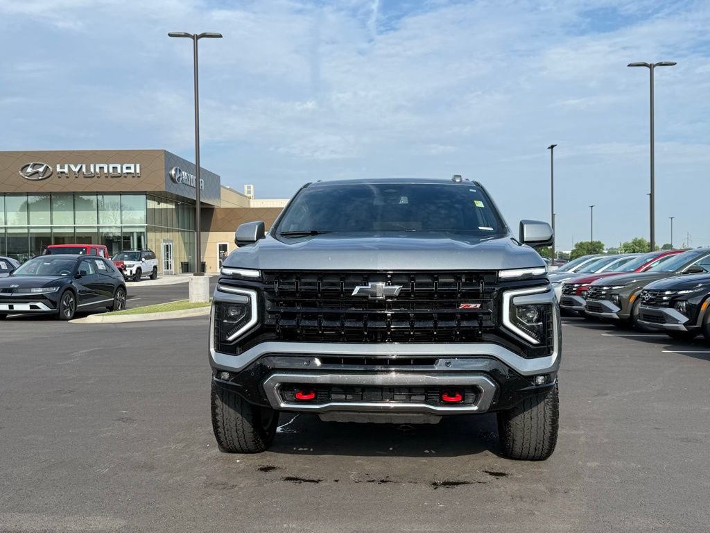 Used 2025 Chevrolet Tahoe Z71 AWD/4WD image 2