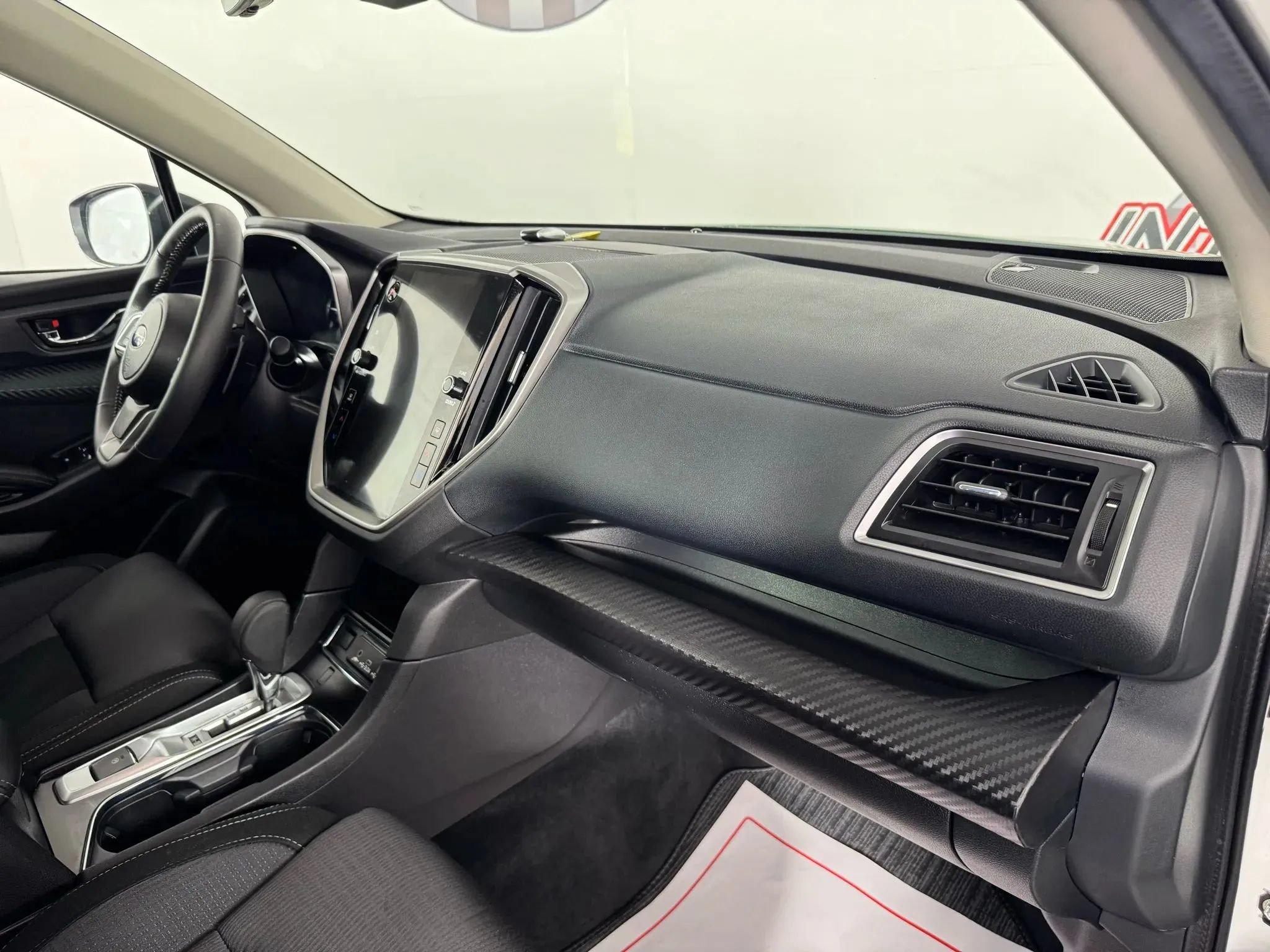 Used 2025 Subaru Ascent Premium AWD/4WD image 12