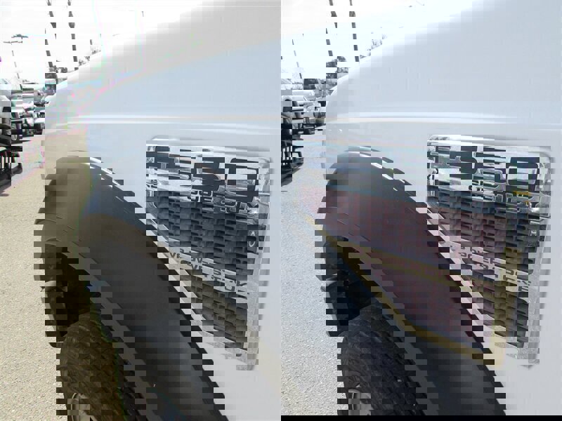 Used 2008 Ford F550 2WD Super Cab Super Duty image 68