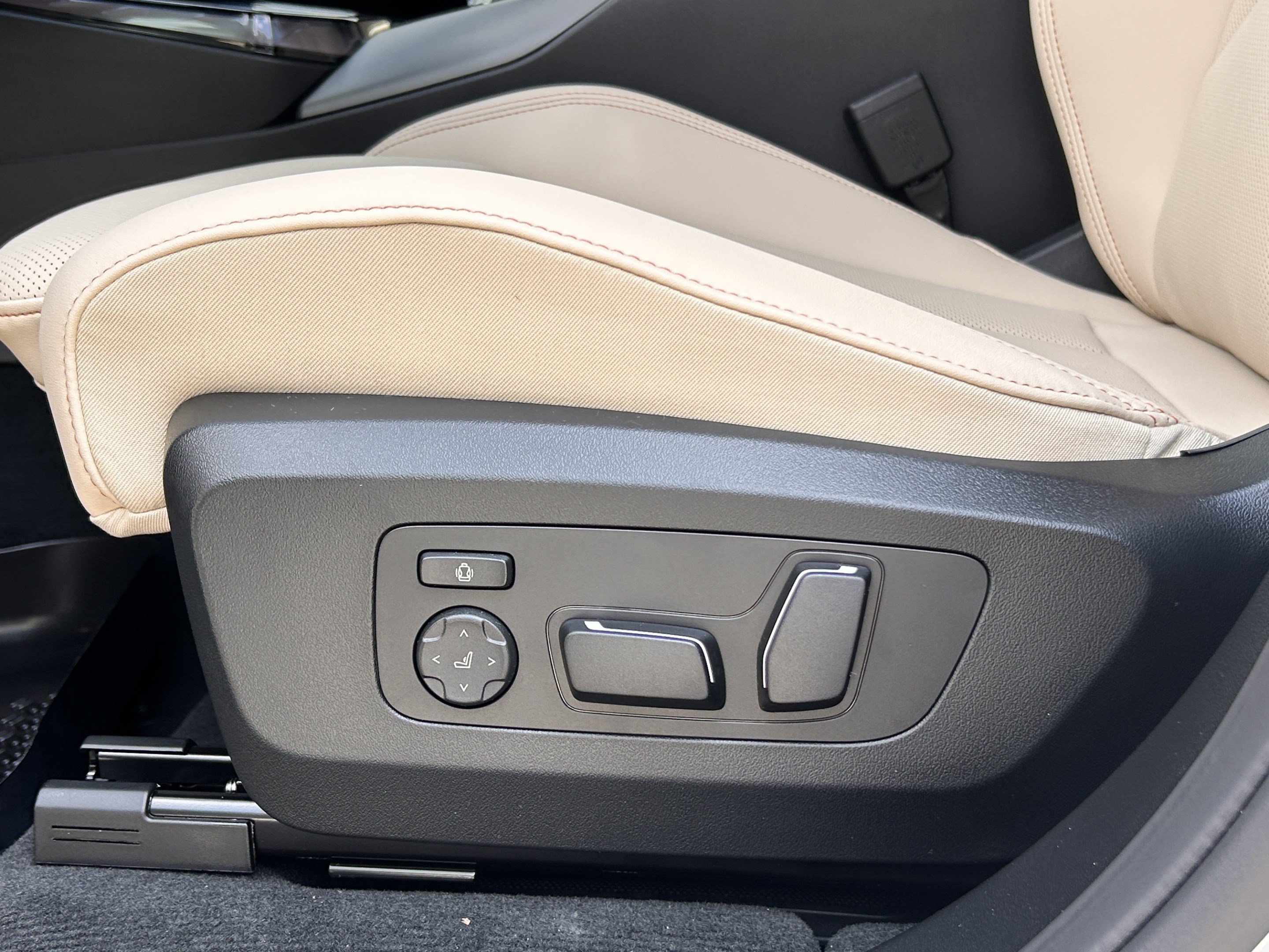 New 2026 BMW X3 xDrive30i w/ Convenience Package AWD/4WD image 19