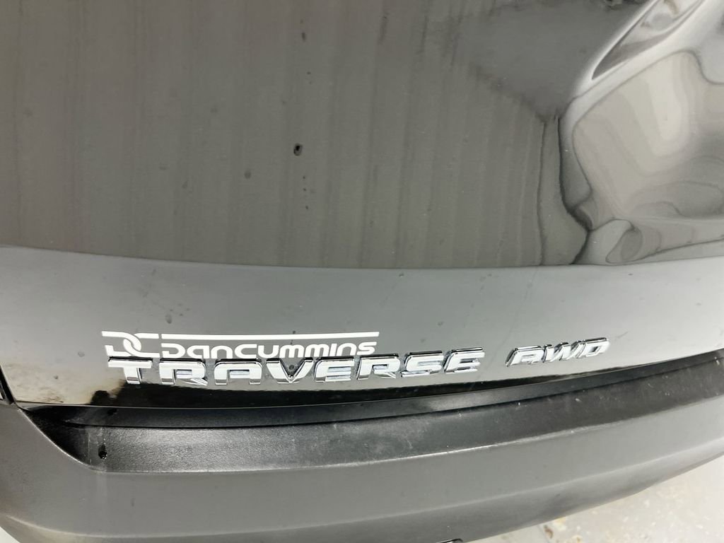 Used 2023 Chevrolet Traverse LT w/ LT Premium Package image 28