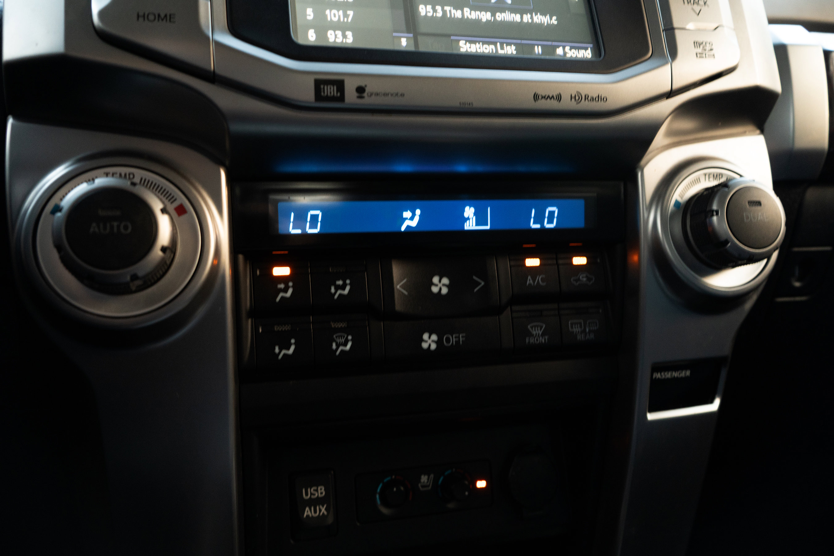 Used 2016 Toyota 4Runner Limited image 36