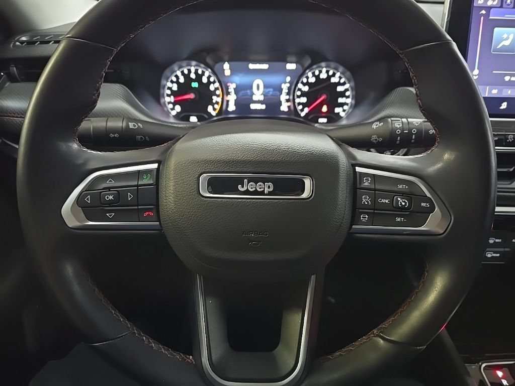 Used 2022 Jeep Compass Trailhawk w/ Trailhawk Convenience Group AWD/4WD image 19