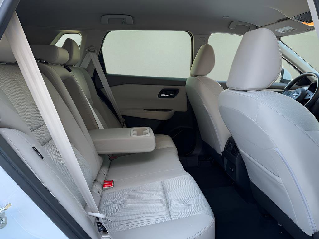 Certified 2024 Nissan Rogue SV image 12