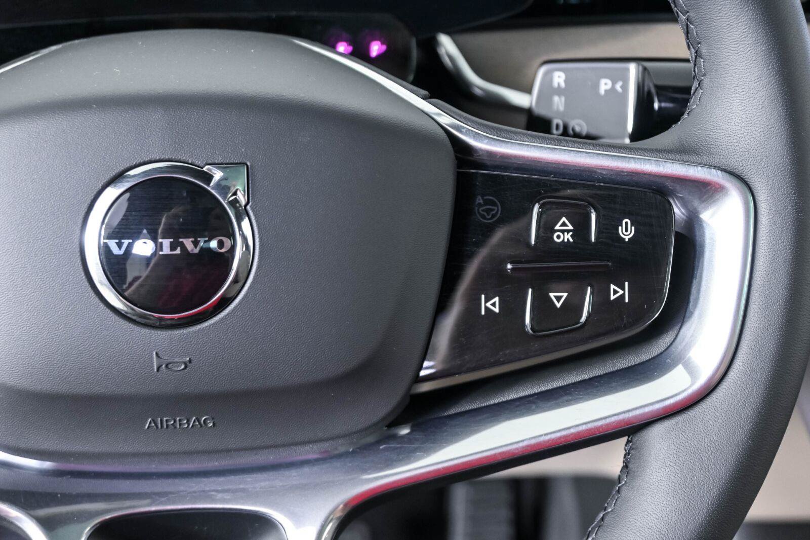 Certified 2025 Volvo EX90 Ultra AWD/4WD image 12