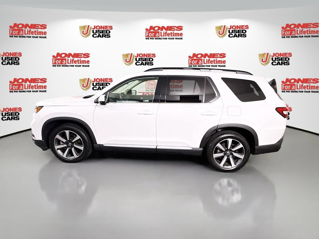 Used 2023 Honda Pilot Touring image 16