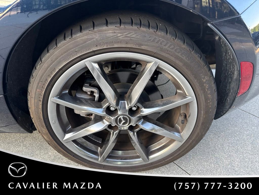 Used 2021 MAZDA MX-5 Miata RF Grand Touring RWD image 19
