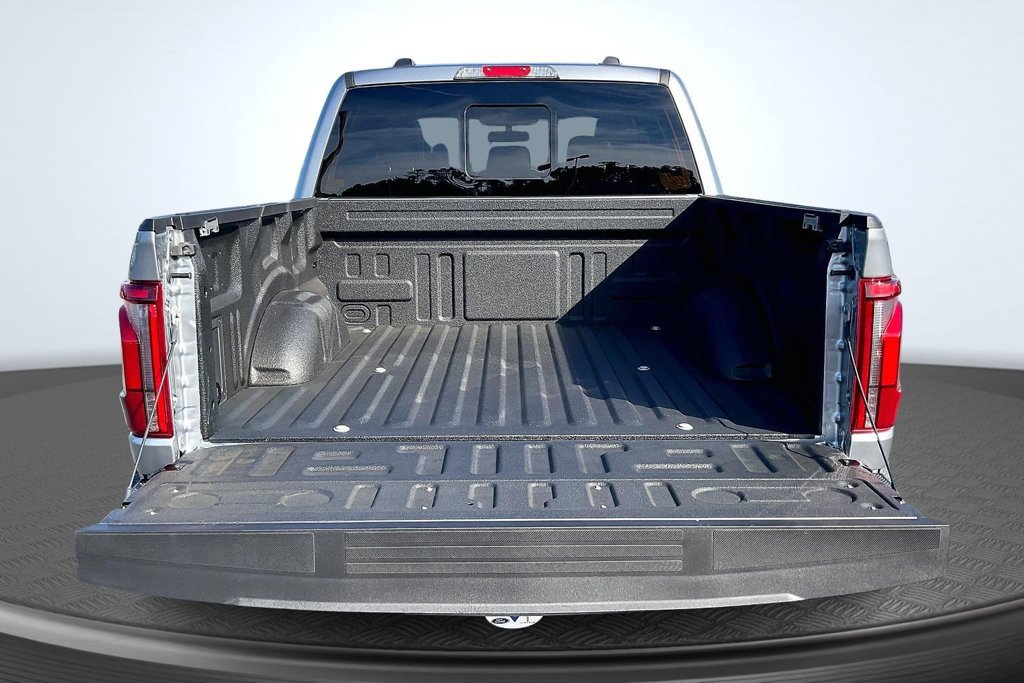 Certified 2025 Ford F150 Lariat w/ Equipment Group 501A Mid AWD/4WD image 9