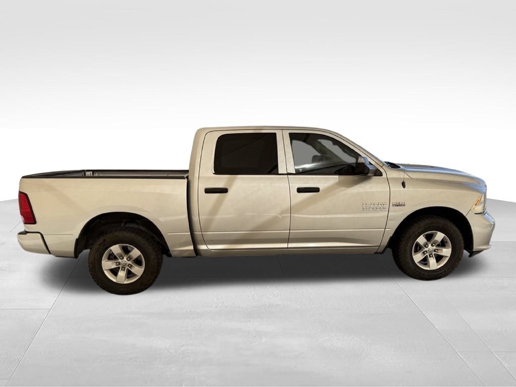 Used 2016 RAM 1500 Express AWD/4WD image 5
