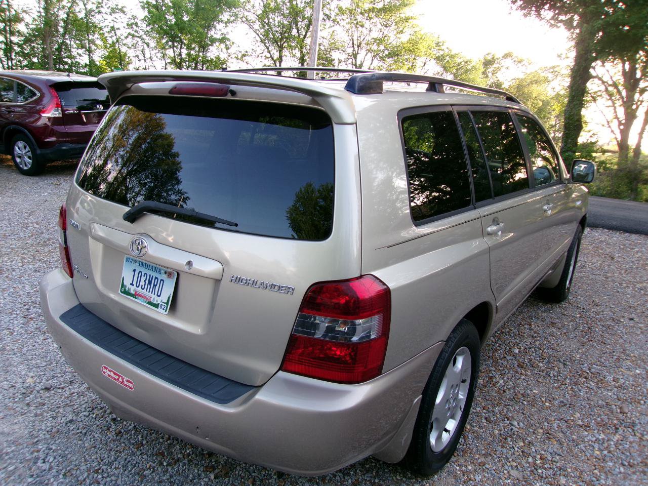 Used 2004 Toyota Highlander 4WD V6 image 16