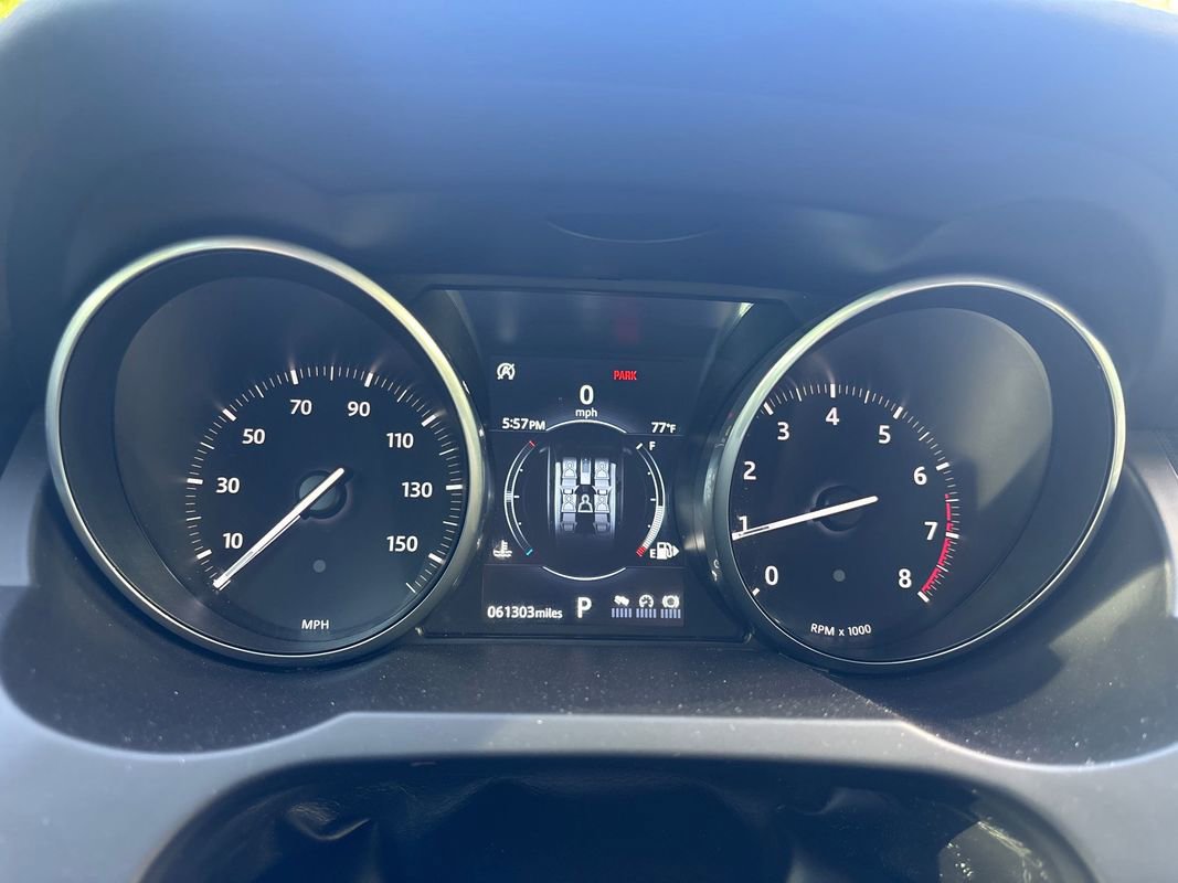 Used 2018 Land Rover Range Rover Evoque HSE AWD/4WD image 16