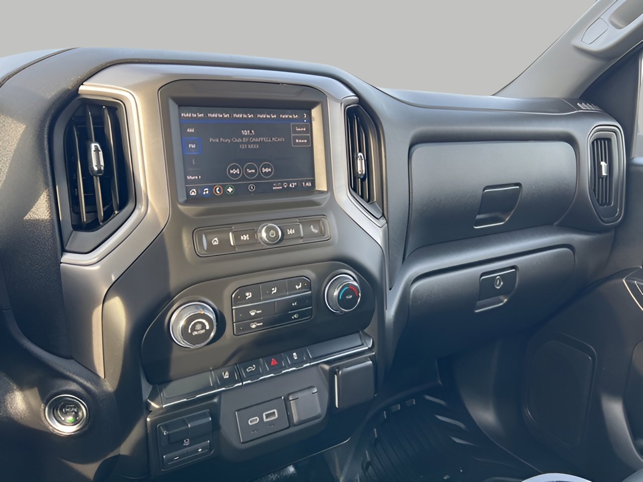 Used 2025 Chevrolet Silverado 2500 W/T w/ WT Convenience Package image 10