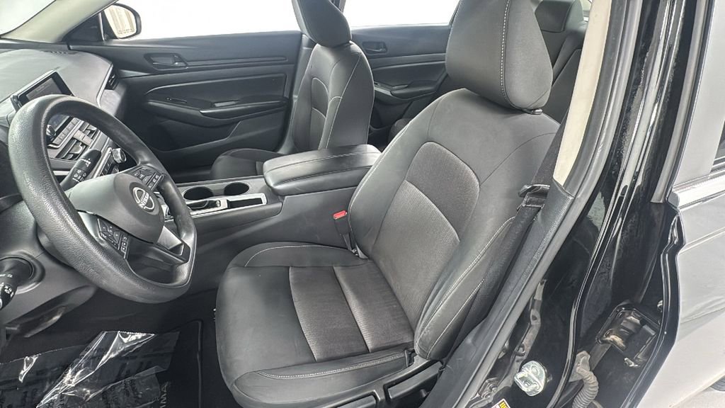 Used 2024 Nissan Altima 2.5 S image 10