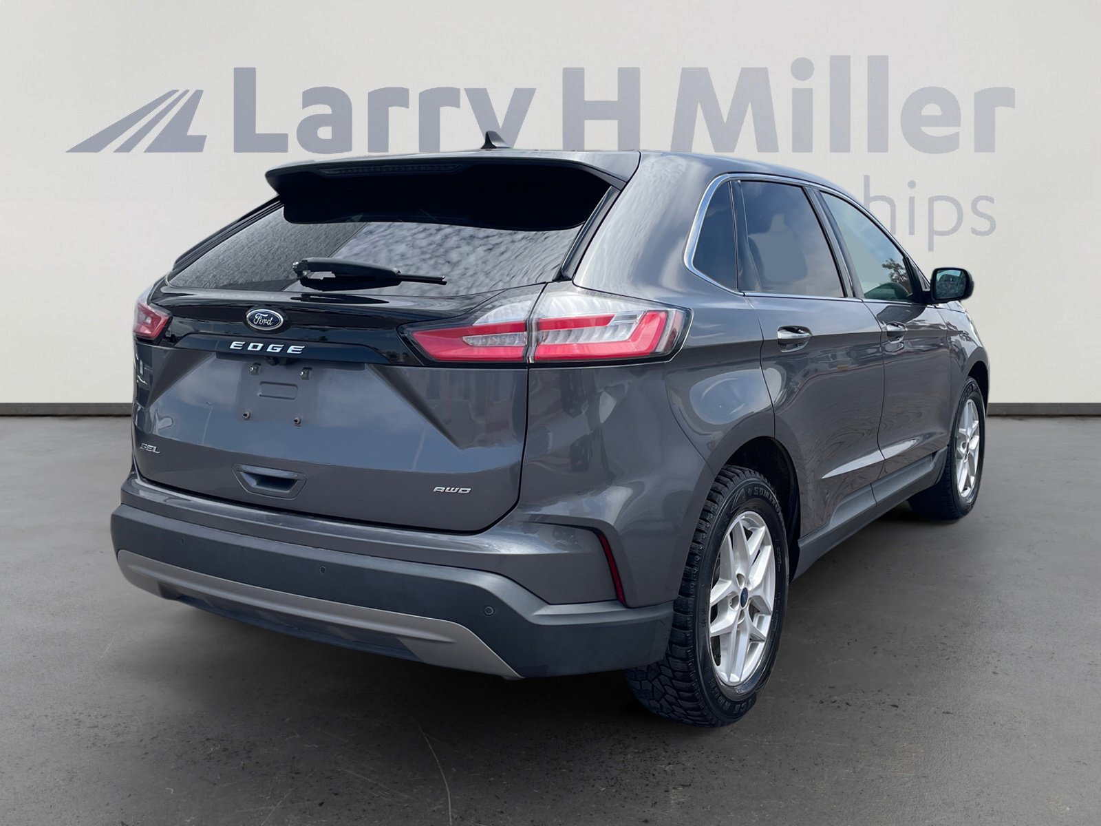 Used 2022 Ford Edge SEL AWD/4WD image 5