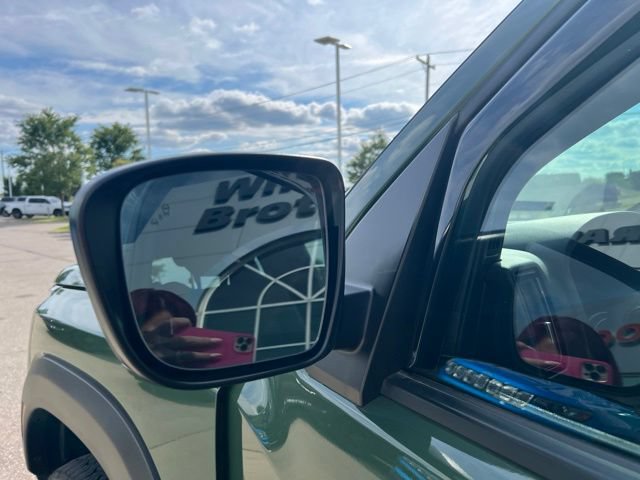 Used 2025 Nissan Frontier PRO-4X AWD/4WD image 10