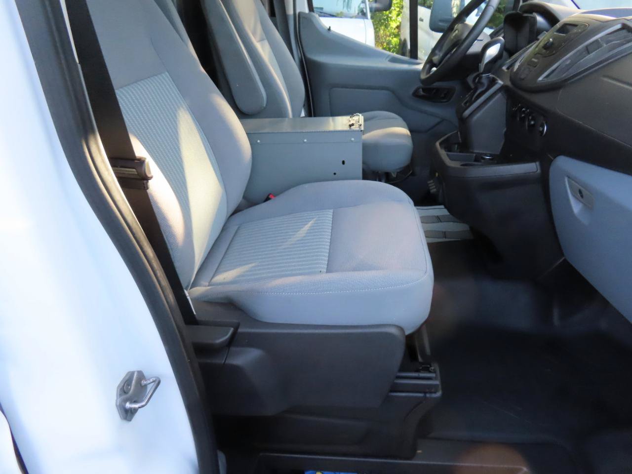 Used 2018 Ford Transit 150 148 Low Roof RWD image 15