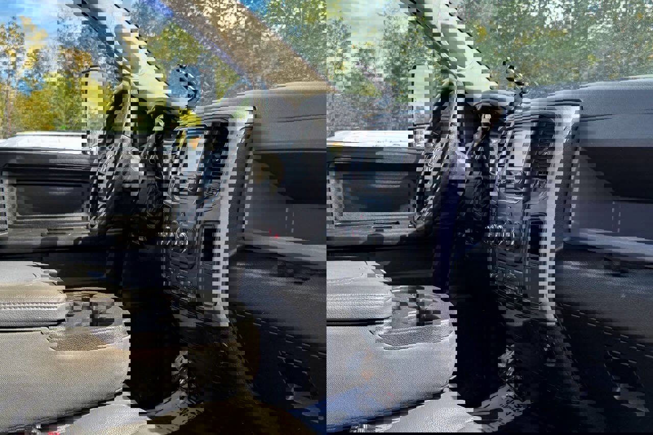 Used 2016 RAM 5500 Tradesman w/ Max Tow Package image 10