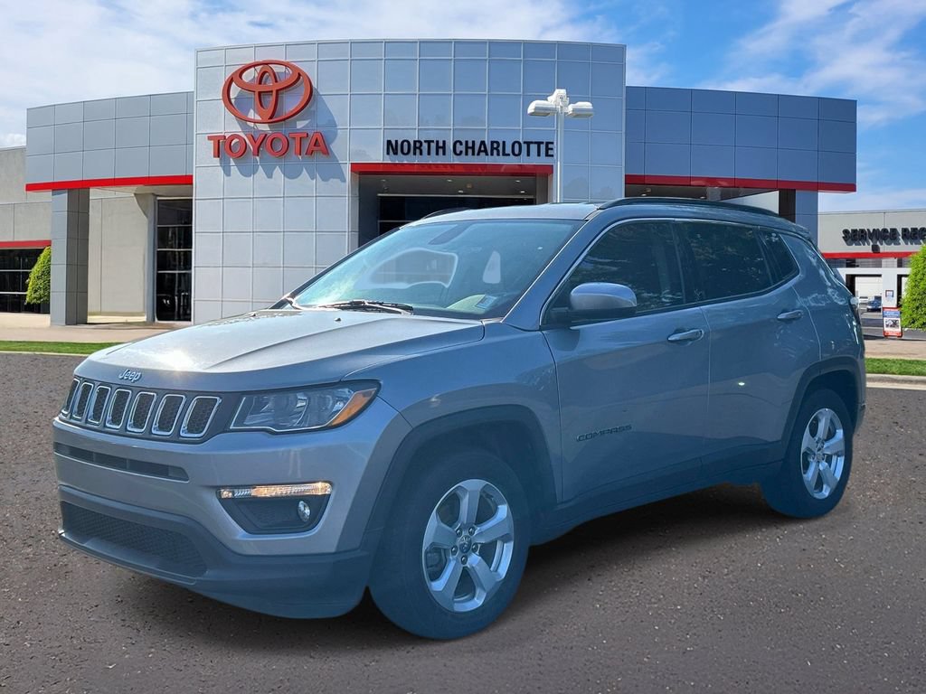 Used 2021 Jeep Compass Latitude FWD image 5