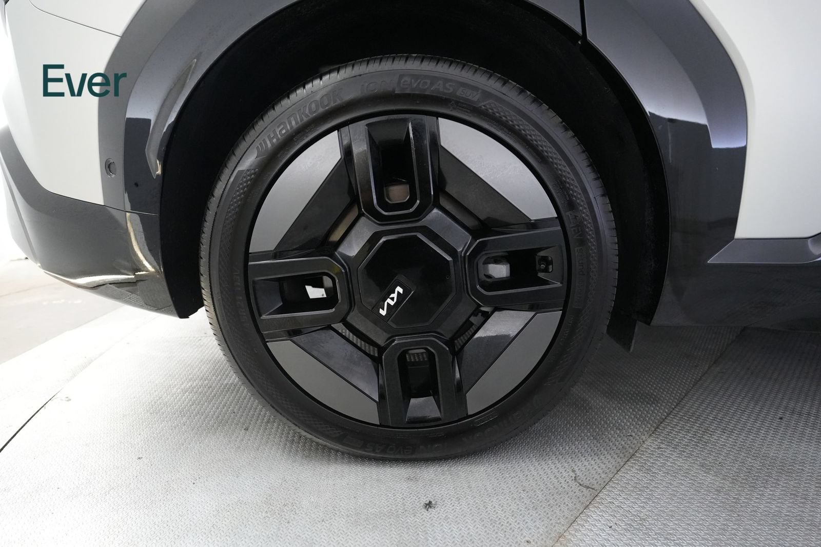 Used 2024 Kia EV9 GT-Line AWD/4WD image 22