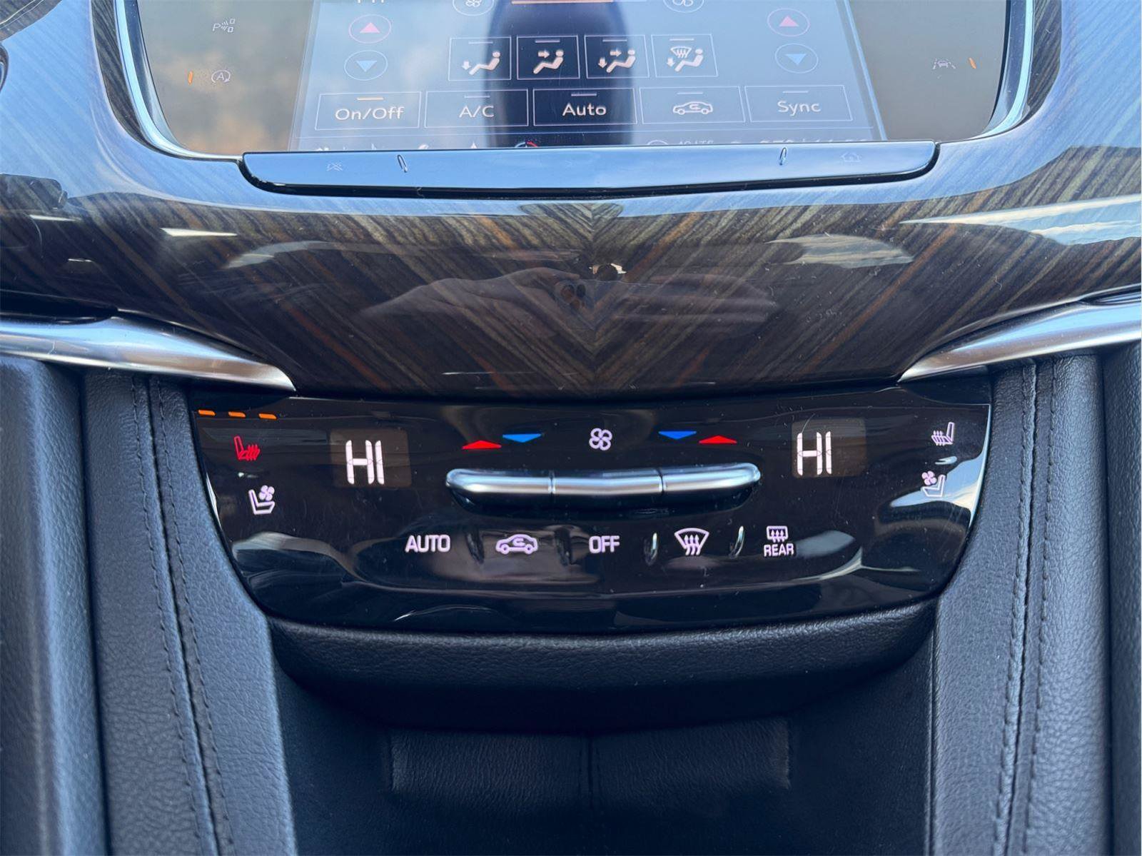 Used 2022 Cadillac XT6 Sport w/ Platinum Package AWD/4WD image 26