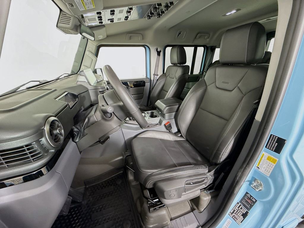 Used 2024 INEOS Grenadier Fieldmaster Edition image 21