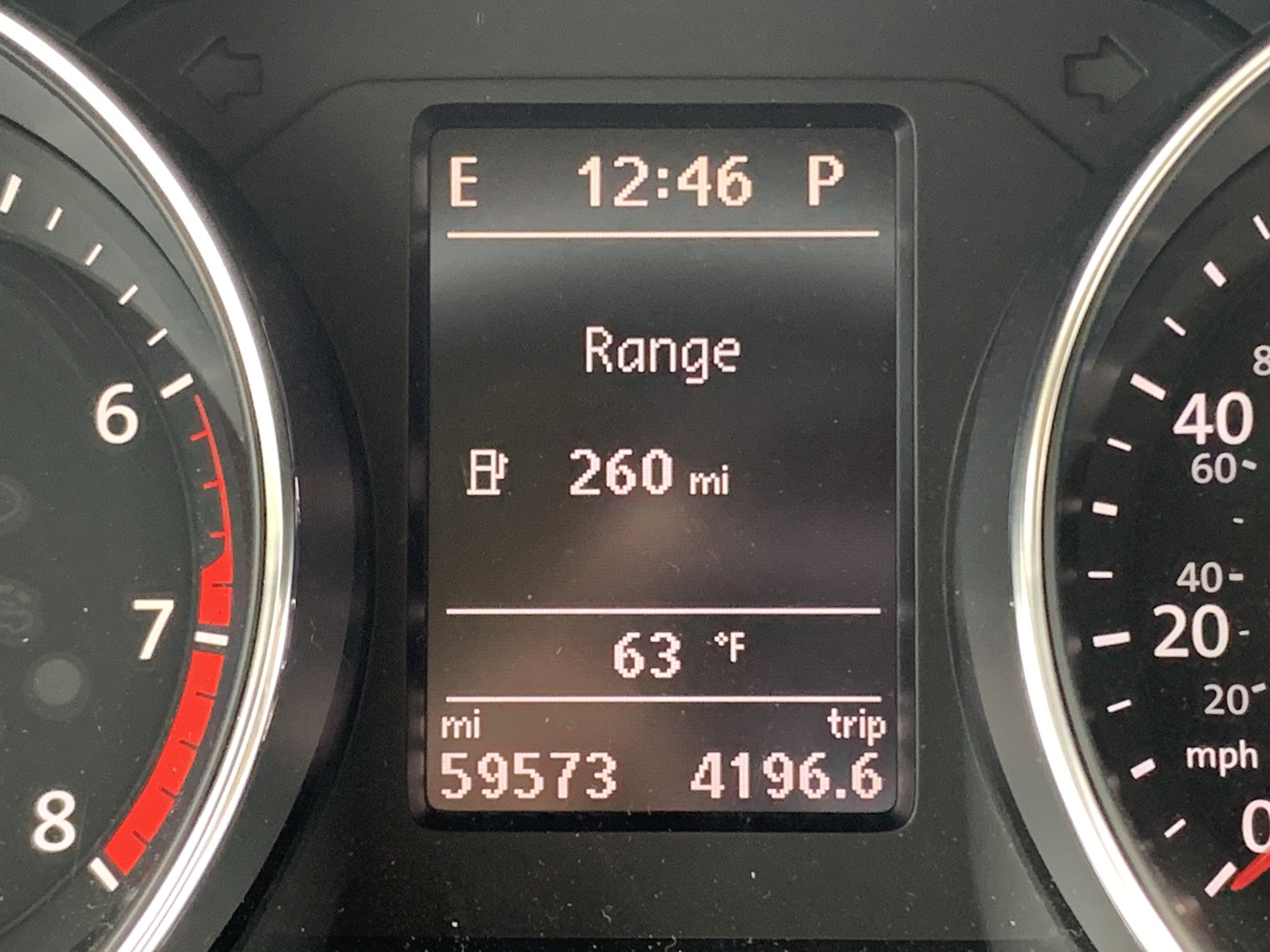 Used 2016 Volkswagen Jetta SEL FWD image 22