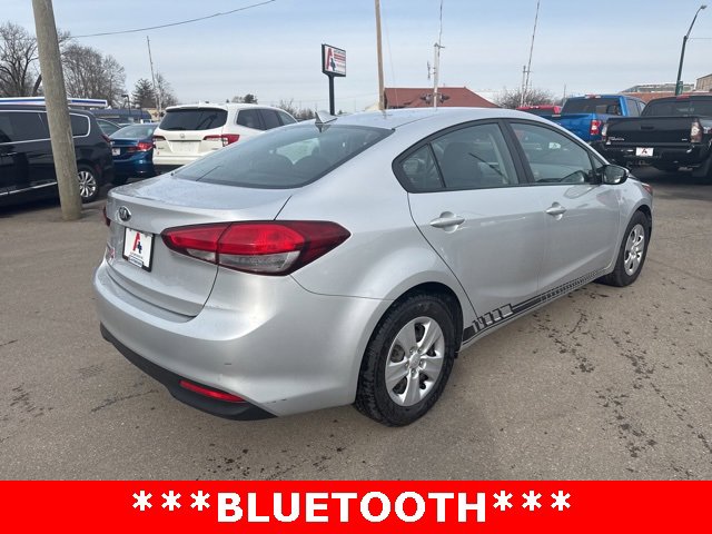 Used 2018 Kia Forte LX image 3