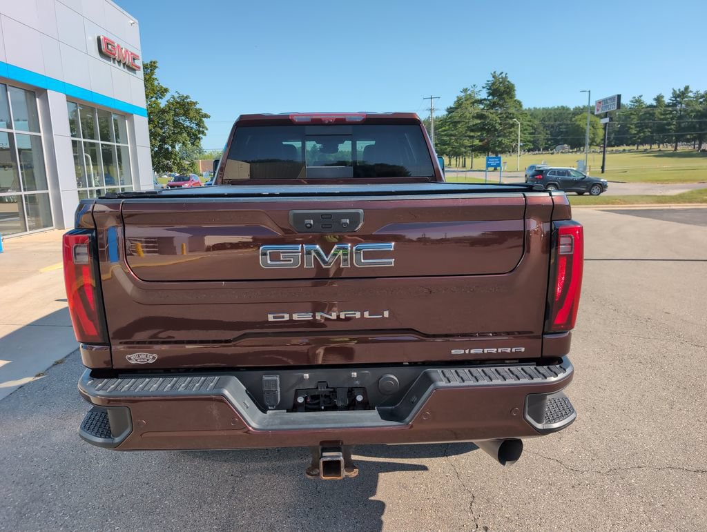 Used 2024 GMC Sierra 2500 Denali Ultimate AWD/4WD image 7