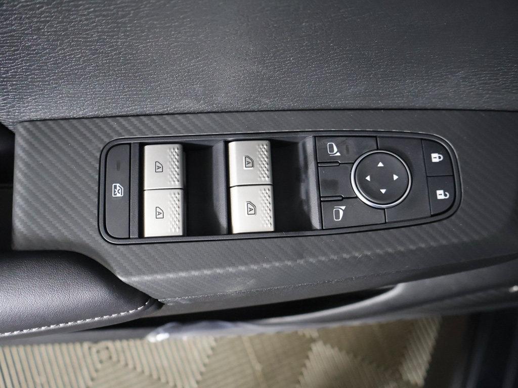 New 2026 Mitsubishi Outlander LE AWD/4WD image 33