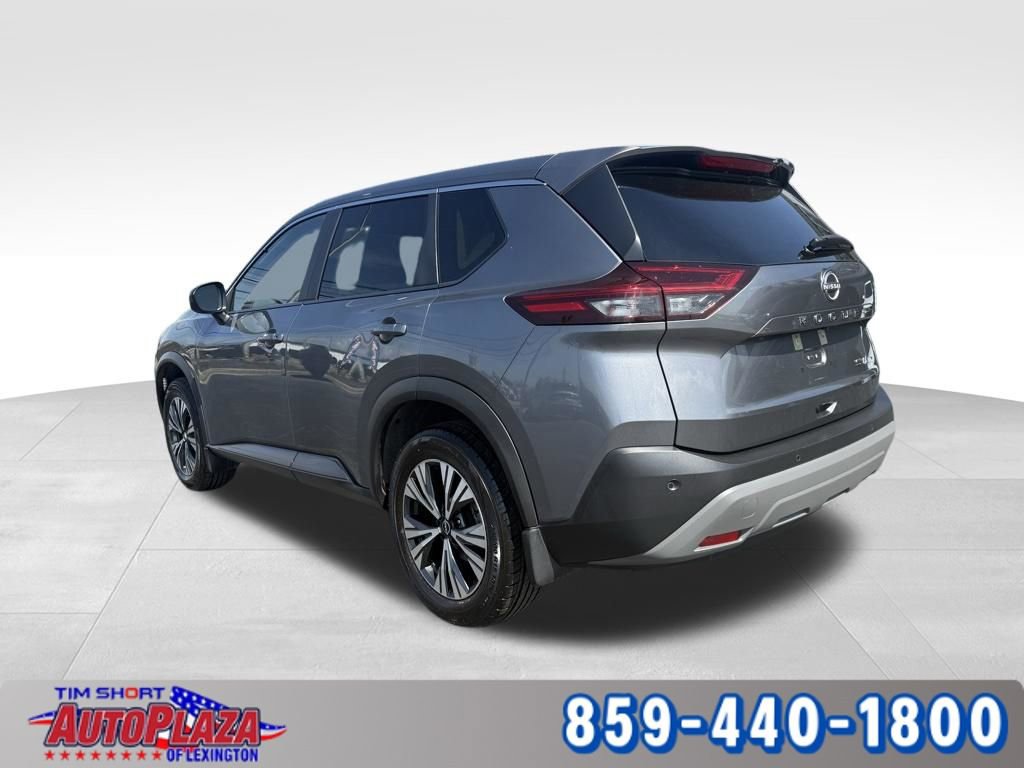 Used 2023 Nissan Rogue SV AWD/4WD image 2
