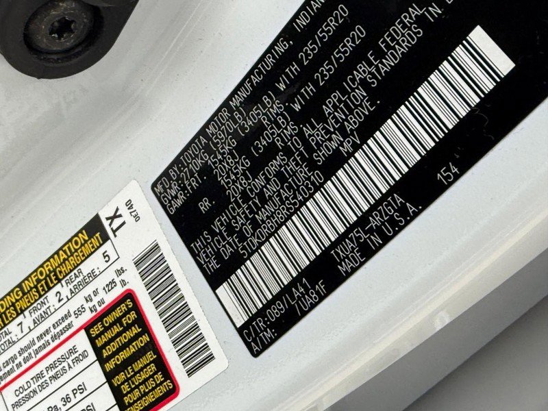 Used 2024 Toyota Highlander Platinum image 30