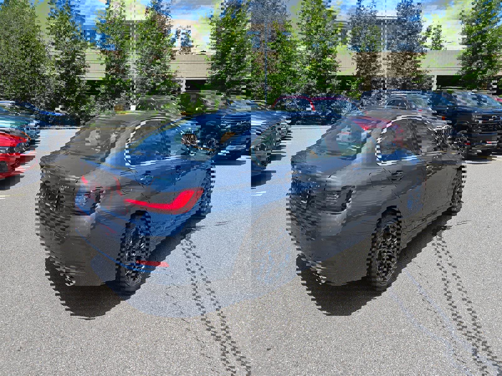 New 2025 BMW 330i xDrive Sedan w/ Convenience Package image 3