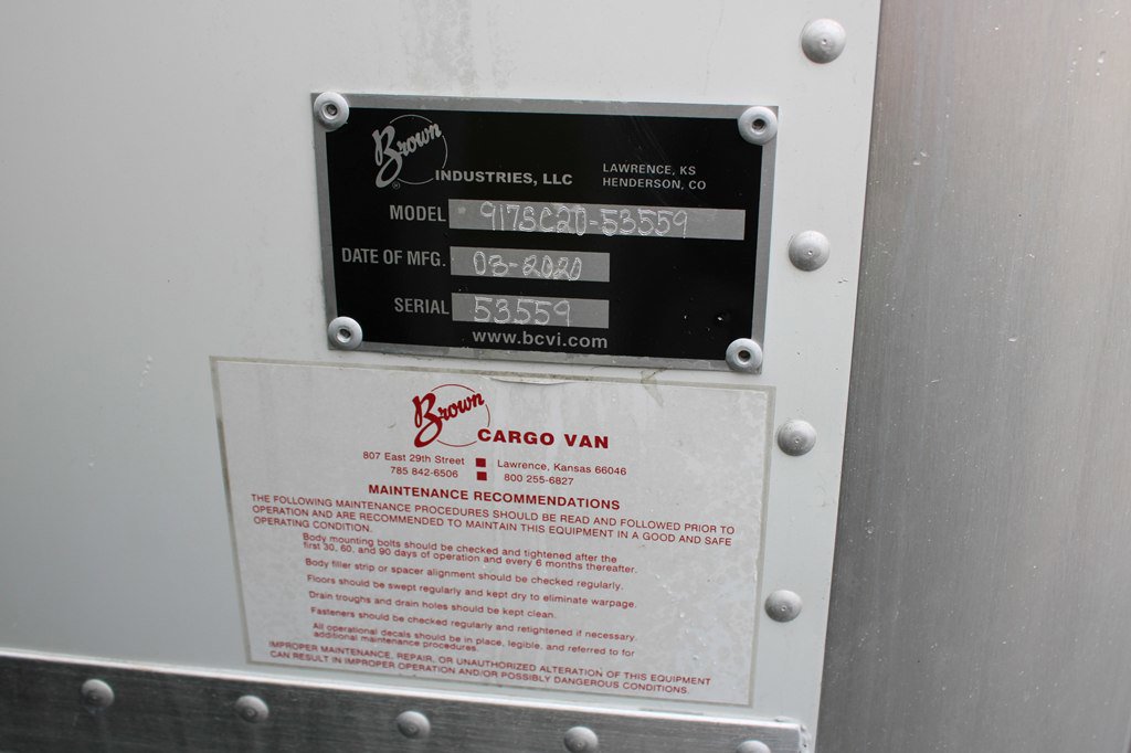 Used 2019 Isuzu NPR image 12