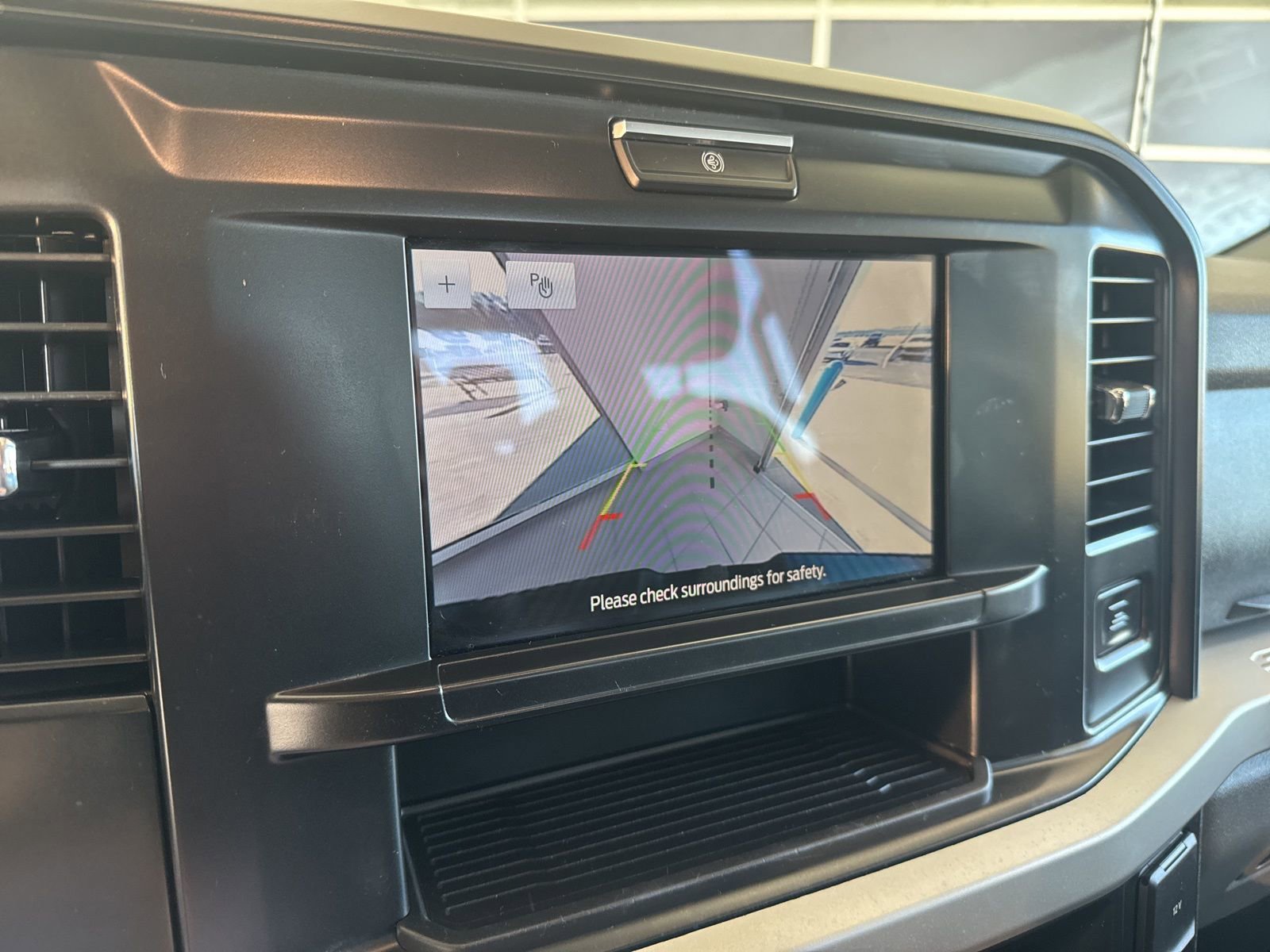 Used 2025 Ford F250 XLT image 32