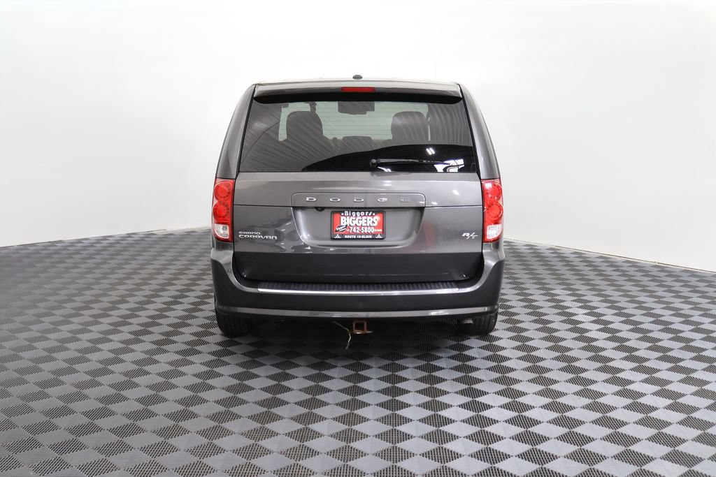 Used 2016 Dodge Grand Caravan R/T w/ Driver Convenience Group FWD image 7