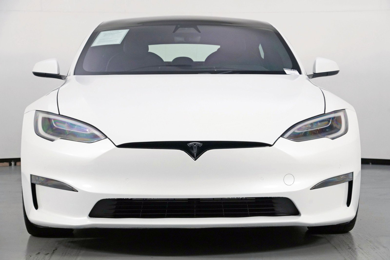 Used 2021 Tesla Model S Plaid image 7