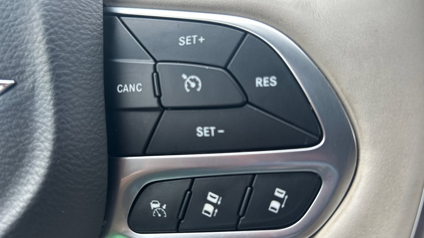 Used 2021 Chrysler Pacifica Limited w/ Premium & Safety Sphere Group AWD/4WD image 37