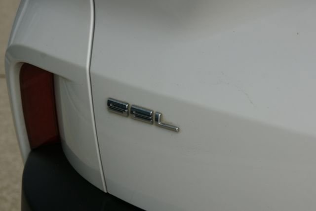 Used 2020 Ford Escape SEL image 11