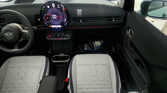 Used 2025 MINI Cooper S FWD image 53